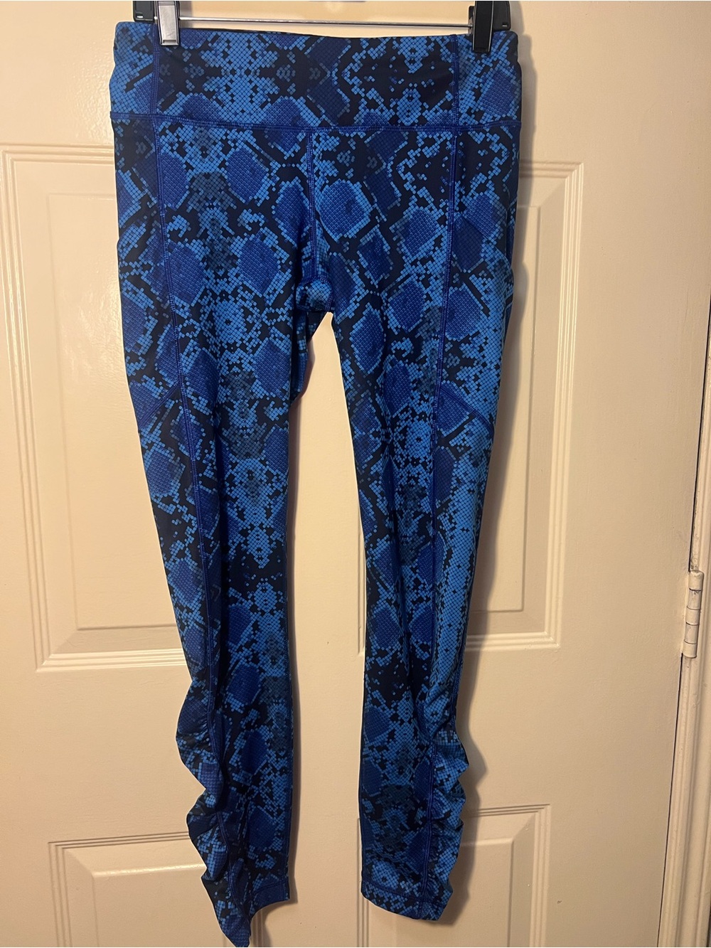 lululemon athletica Blue Snake-Print Leggings
